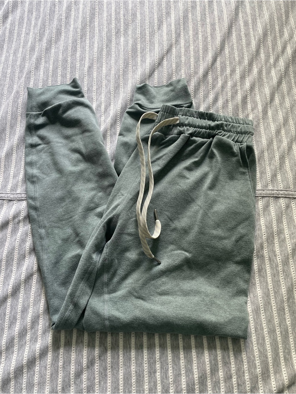 Vuori Joggers